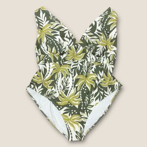 NEW Old Navy One Piece Bathing Suit Size 3X Coastal Vacation Tropical Swim